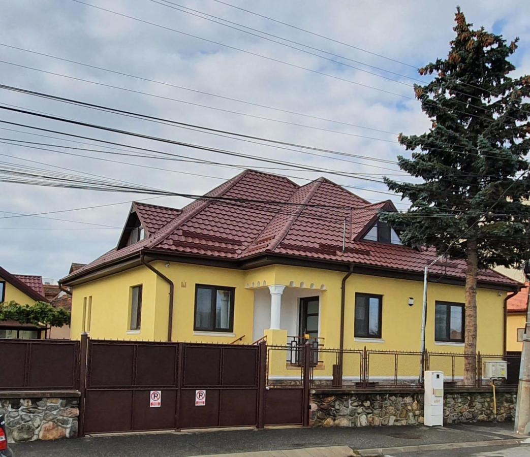 Yellow House سيبيو المظهر الخارجي الصورة