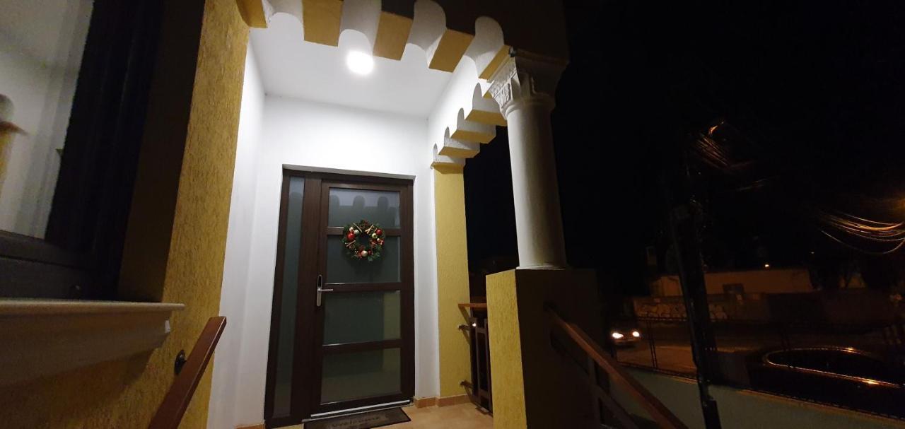 Yellow House سيبيو المظهر الخارجي الصورة